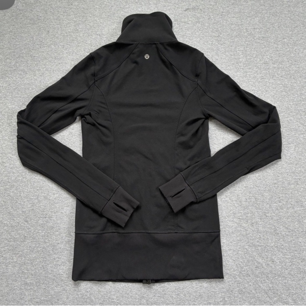 Lululemon Nice Asana jacket - Picture 4 of 9